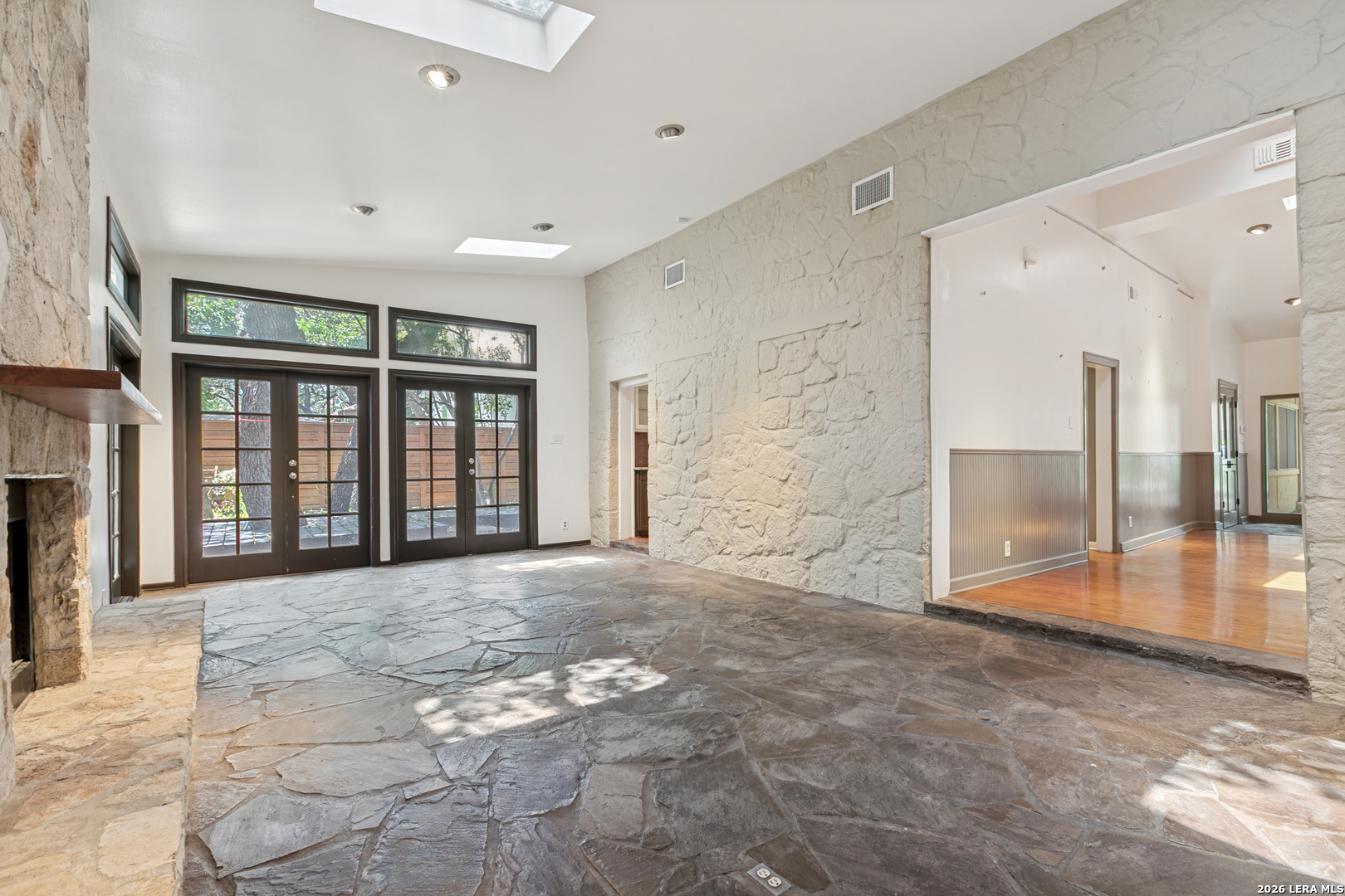 236 Castano Alamo Heights TX 78209
