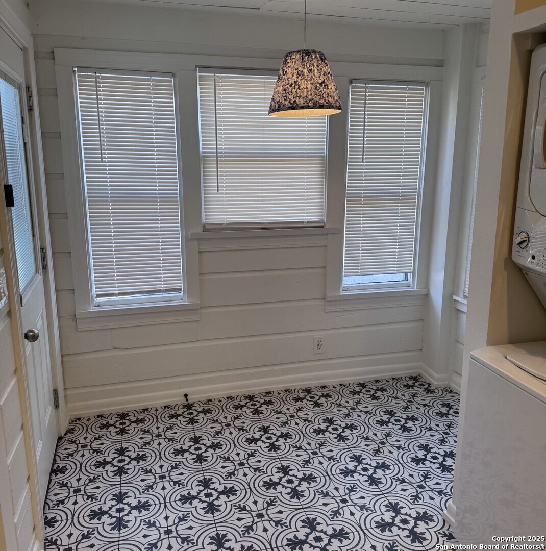 217 Natalen Avenue San Antonio TX 78209