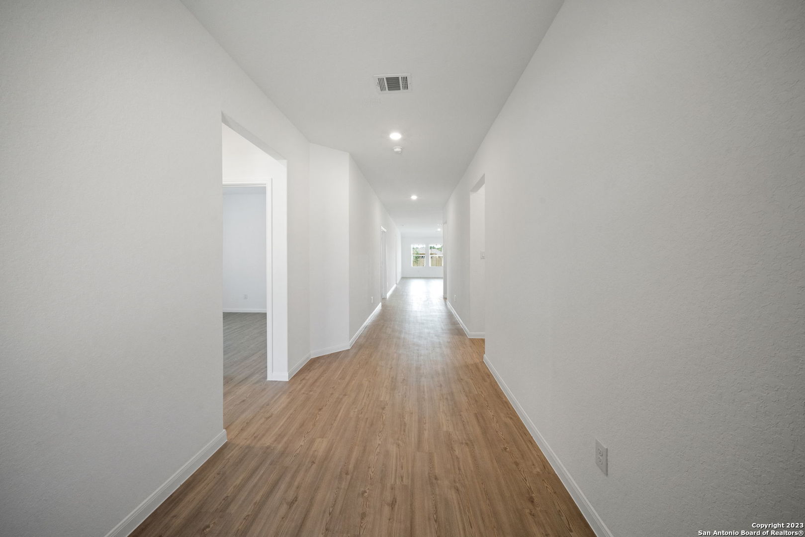 15048 Nettleton Mill San Antonio TX 78254