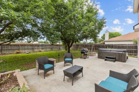 8119 Ellerston Selma TX 78154