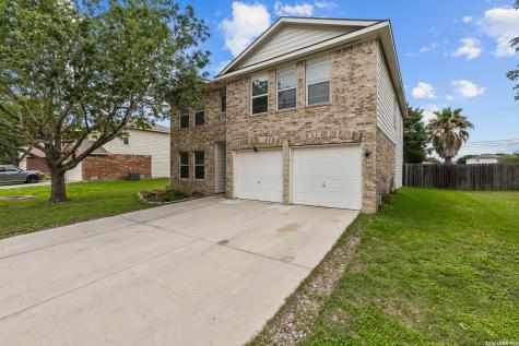 8119 Ellerston Selma TX 78154