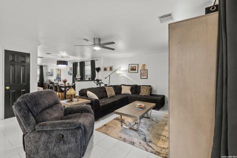 8119 Ellerston Selma TX 78154