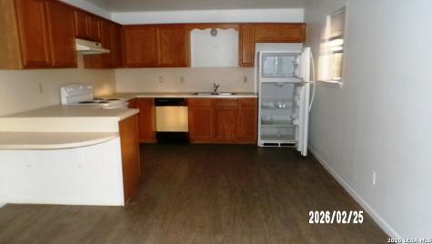 1703 S Washington Street Beeville TX 78102