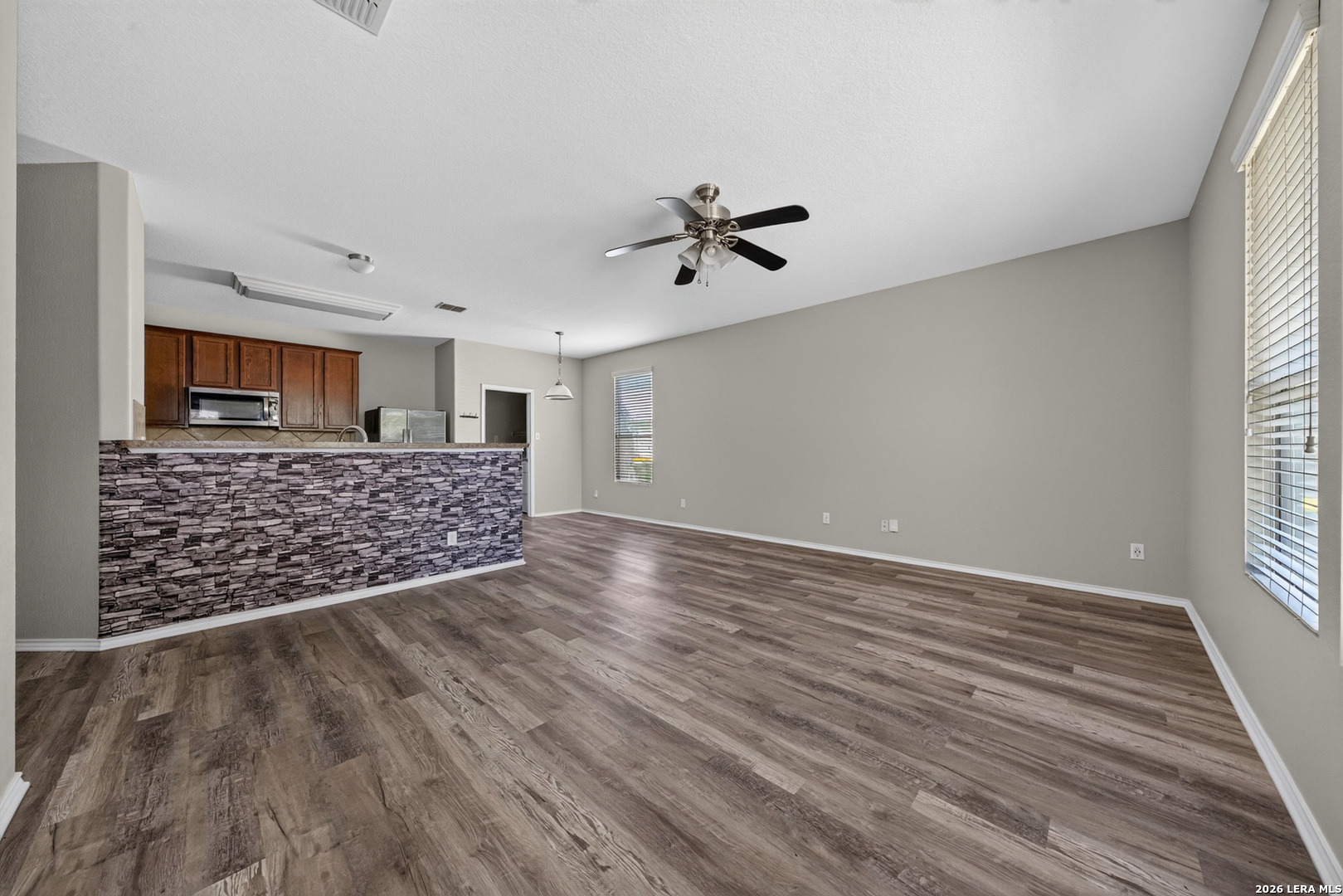 16222 Galloping Oak Selma TX 78154