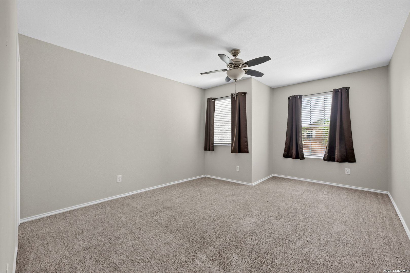 16222 Galloping Oak Selma TX 78154