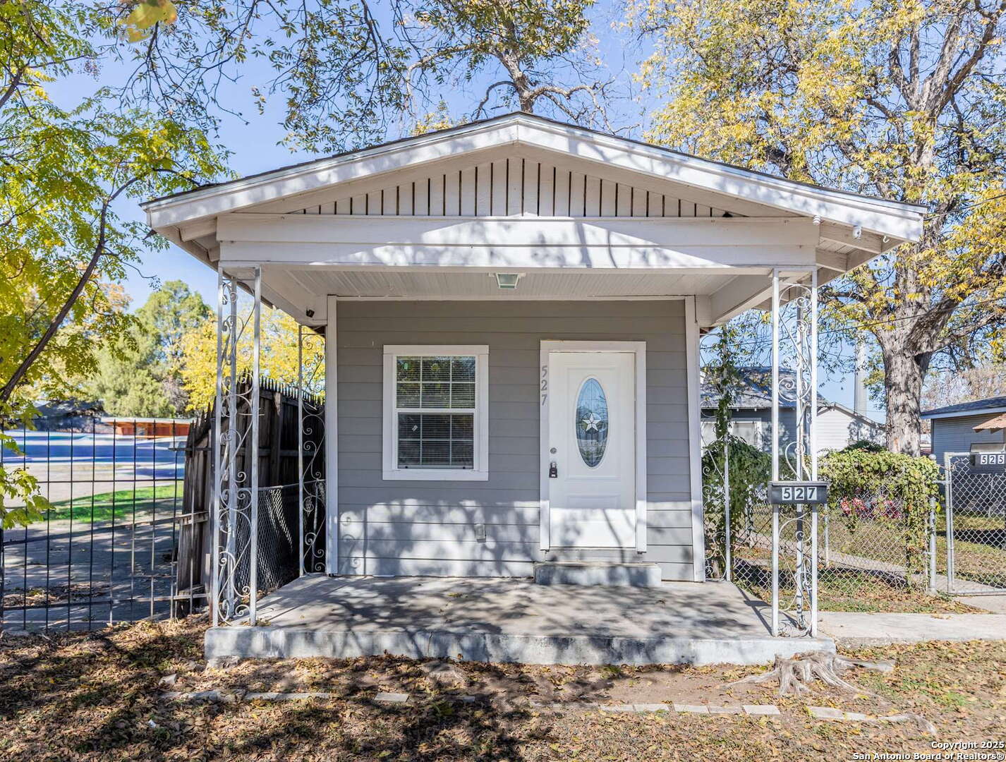 527 Mckinley Avenue San Antonio TX 78210