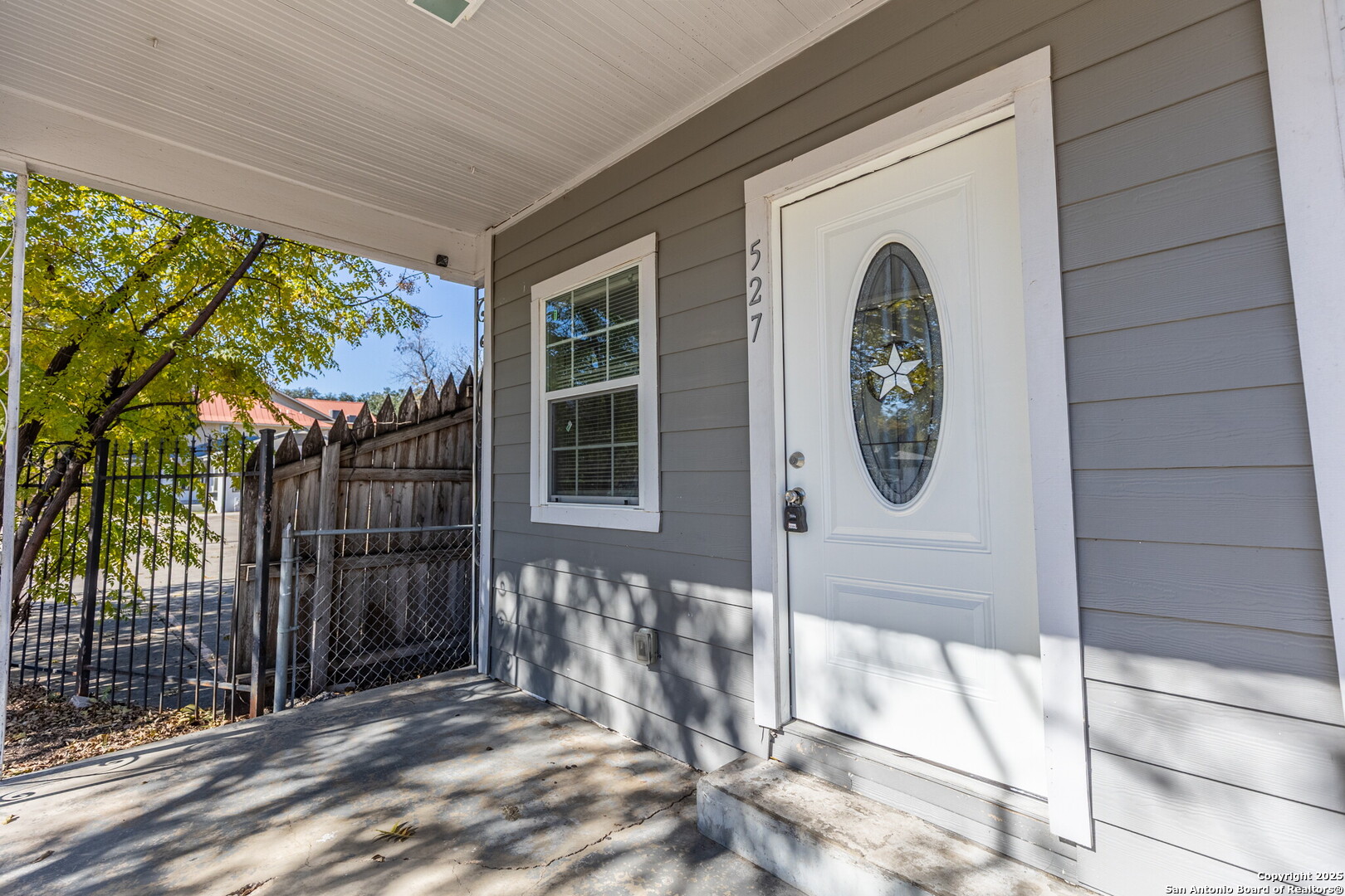 527 Mckinley Avenue San Antonio TX 78210