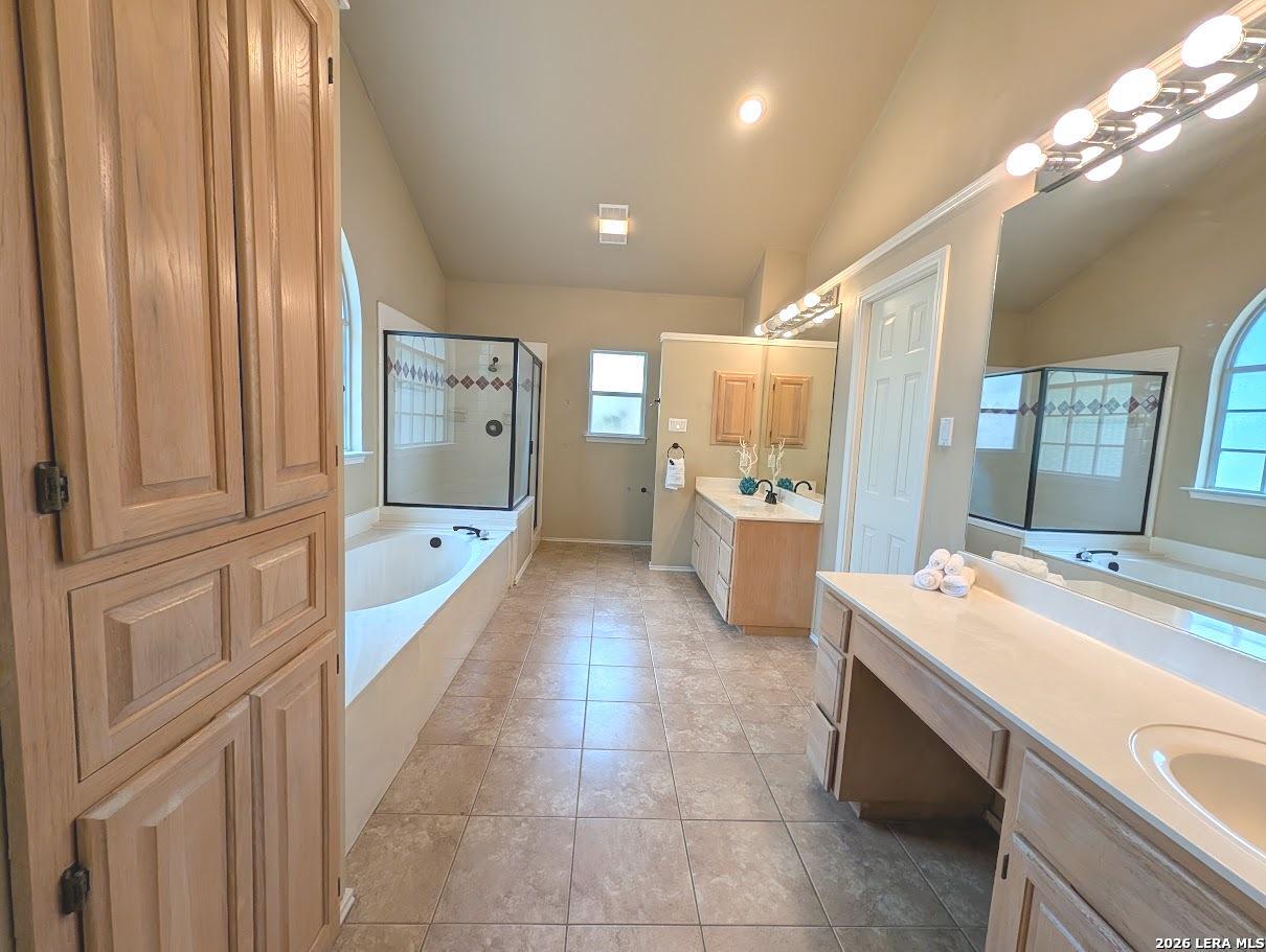14223 Butlers Bridge San Antonio TX 78232
