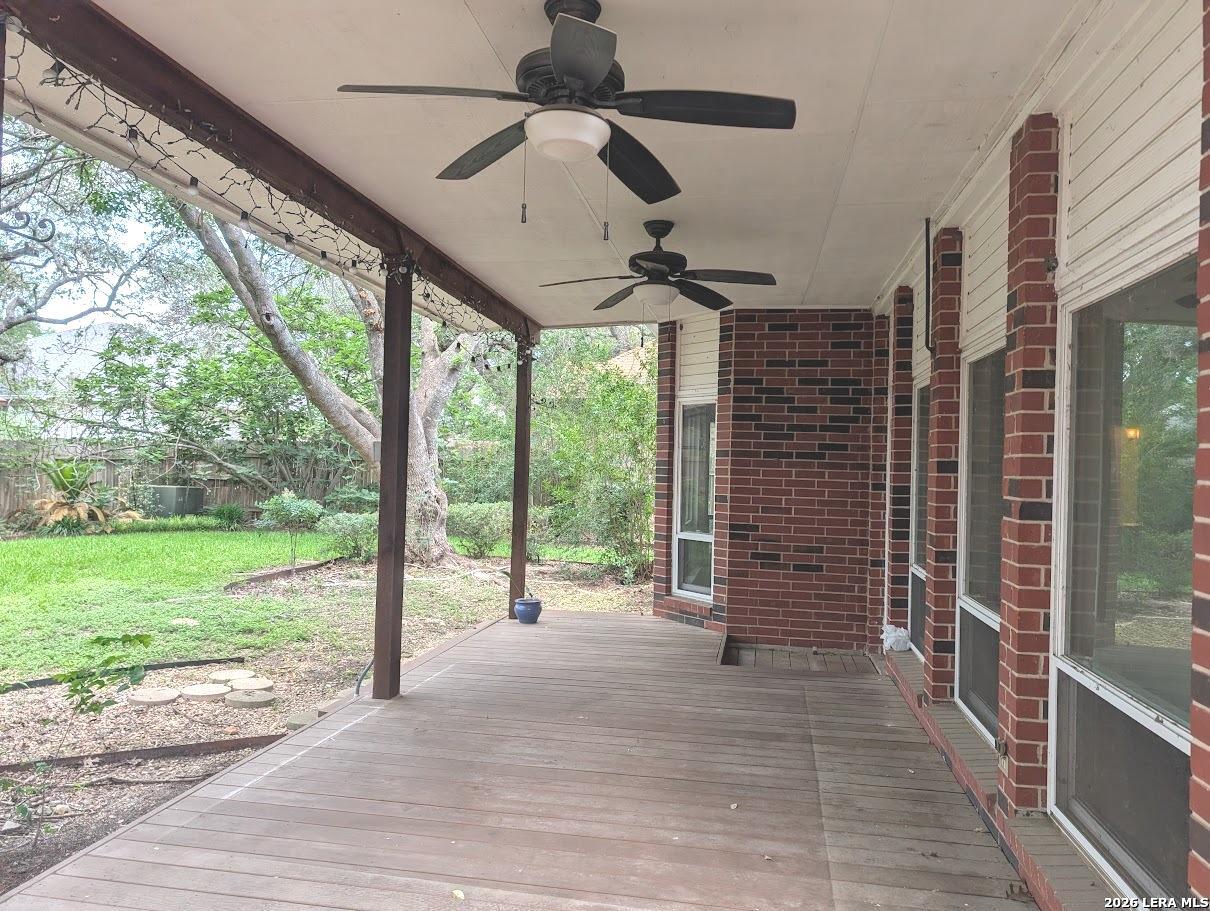 14223 Butlers Bridge San Antonio TX 78232