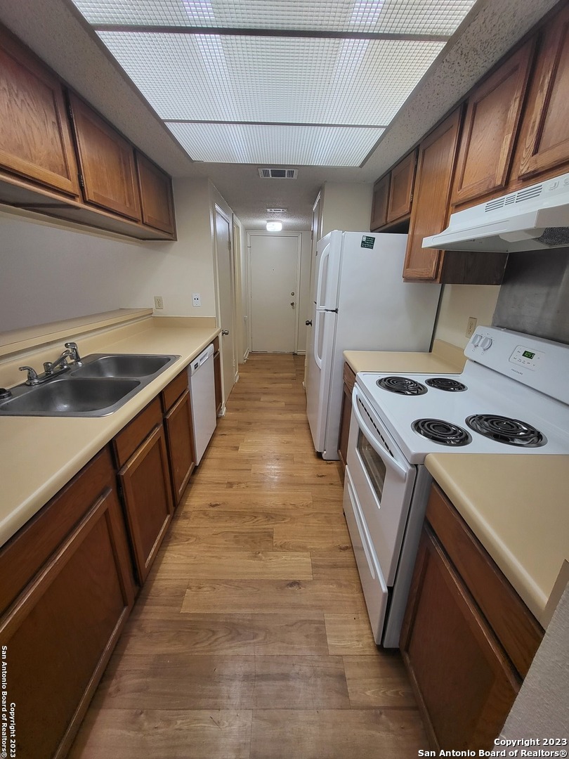 9928 Ardash Lane San Antonio TX 78250