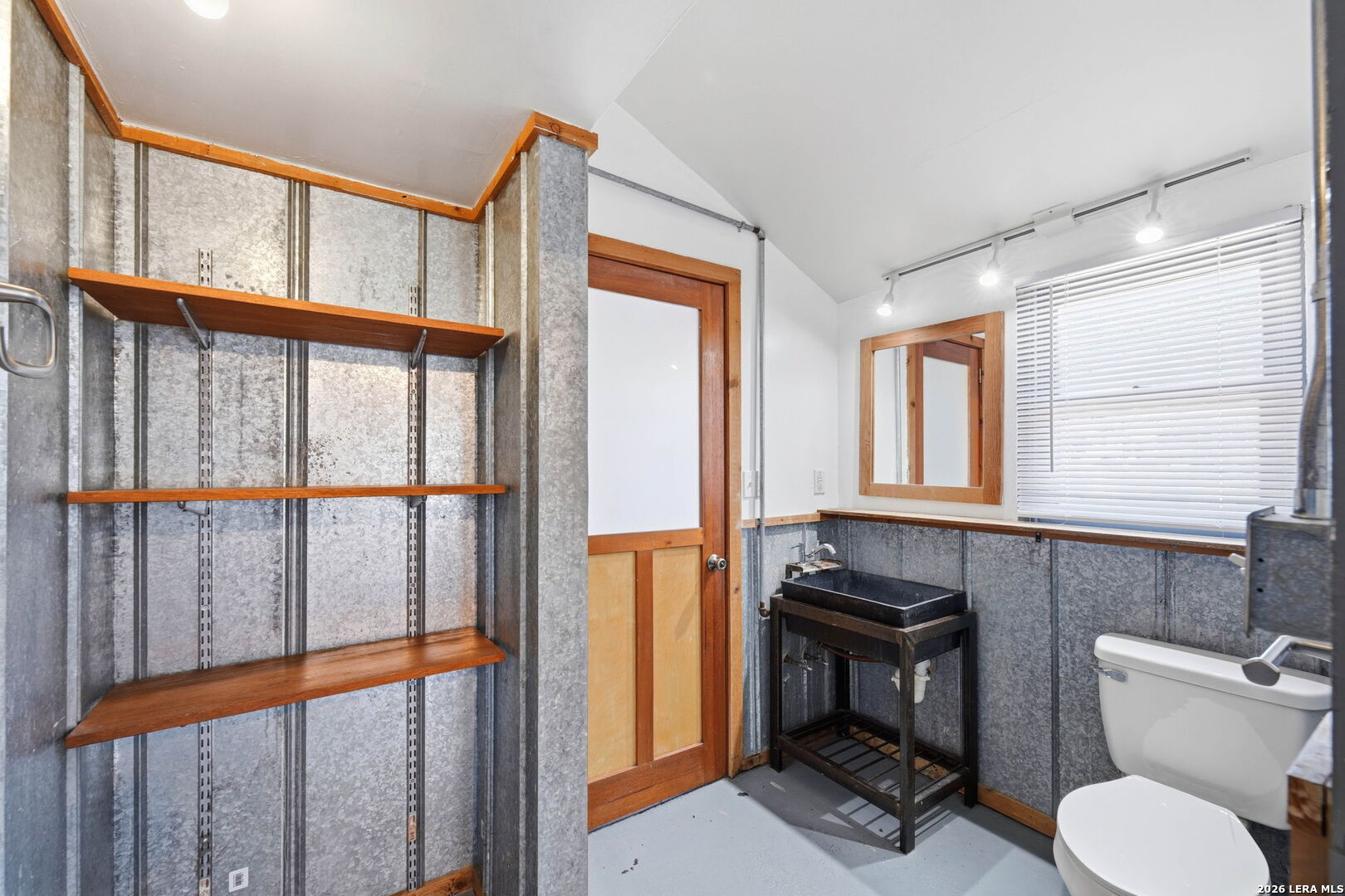 127 Clay San Antonio TX 78204