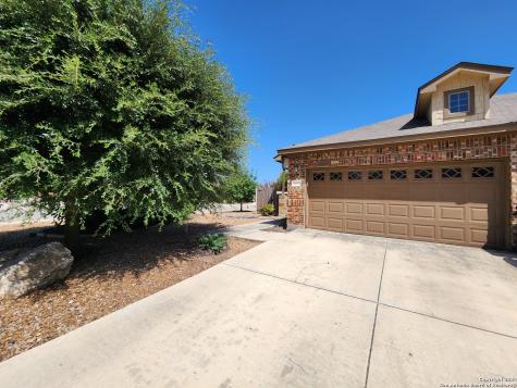 502 Creekside Circle New Braunfels TX 78130