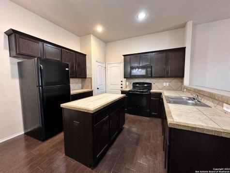 502 Creekside Circle New Braunfels TX 78130