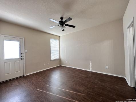502 Creekside Circle New Braunfels TX 78130