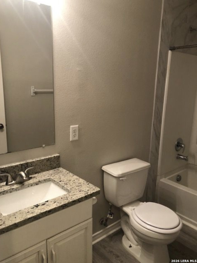 7806 Kingsbury Wood San Antonio TX 78240
