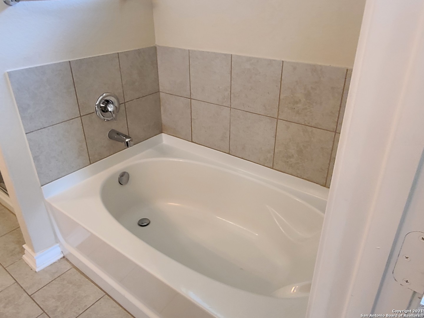 12110 Sapphire River San Antonio TX 78245