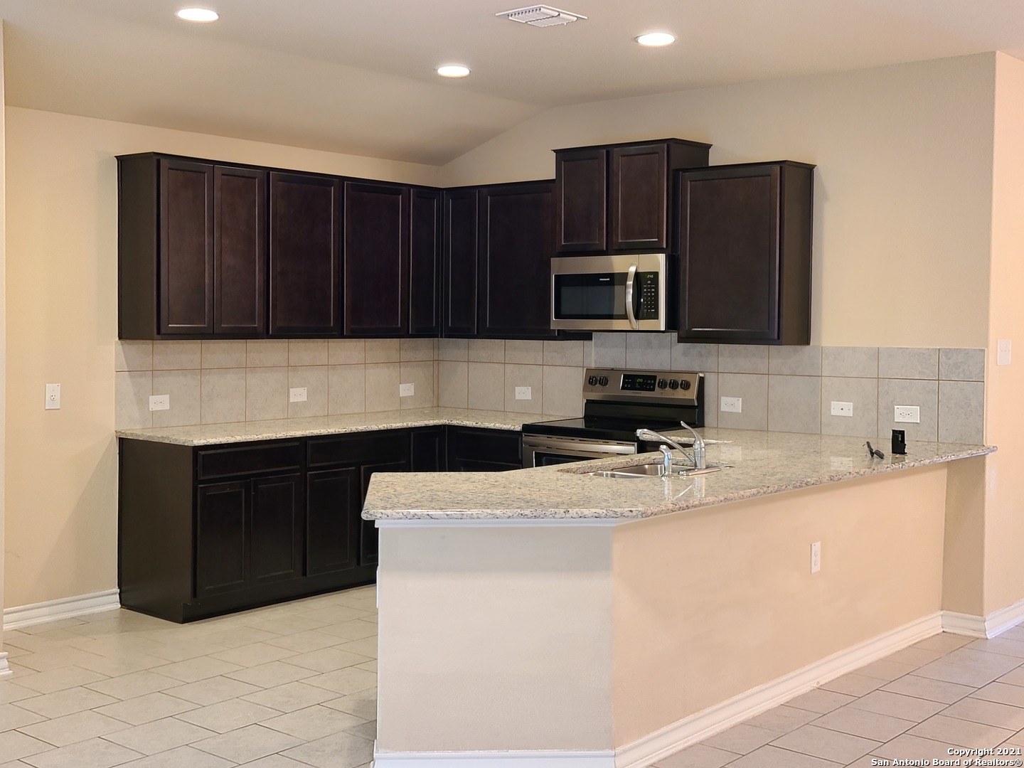 12110 Sapphire River San Antonio TX 78245