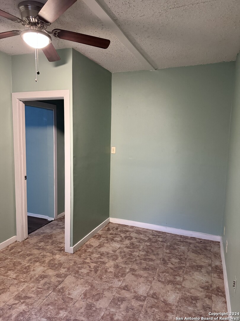 1902 Lennon Avenue San Antonio TX 78223