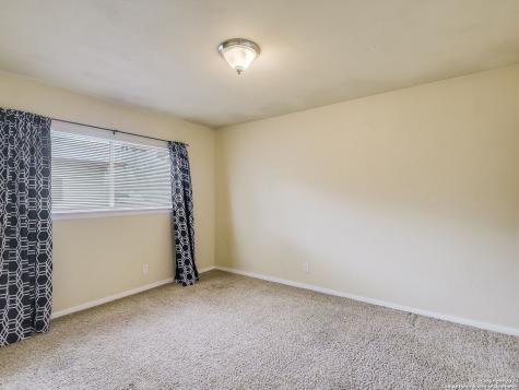 227 Shin Oak Drive Live Oak TX 78233