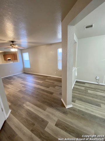 415 Allendale Oak San Antonio TX 78249