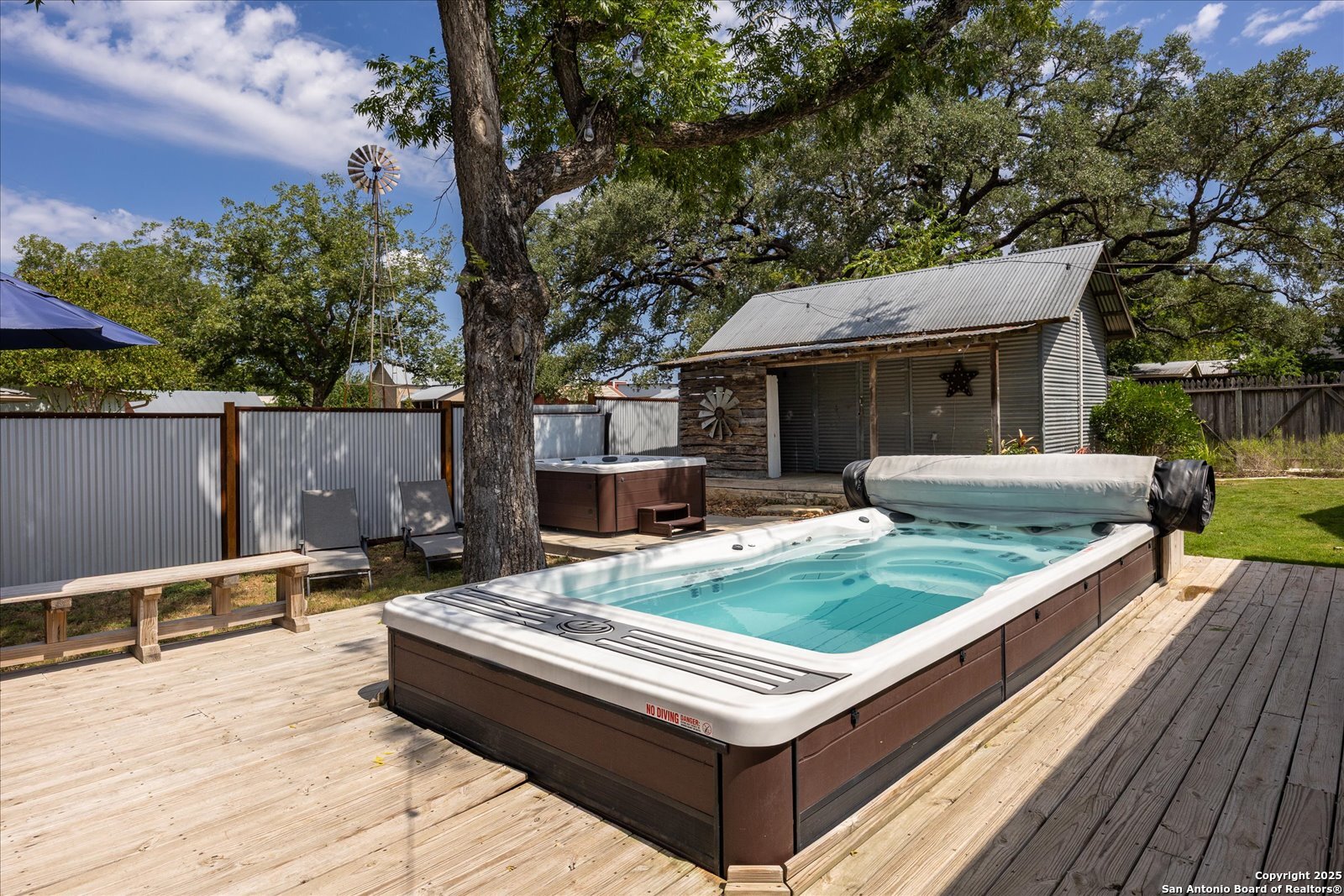 504 6th Comfort TX 78013