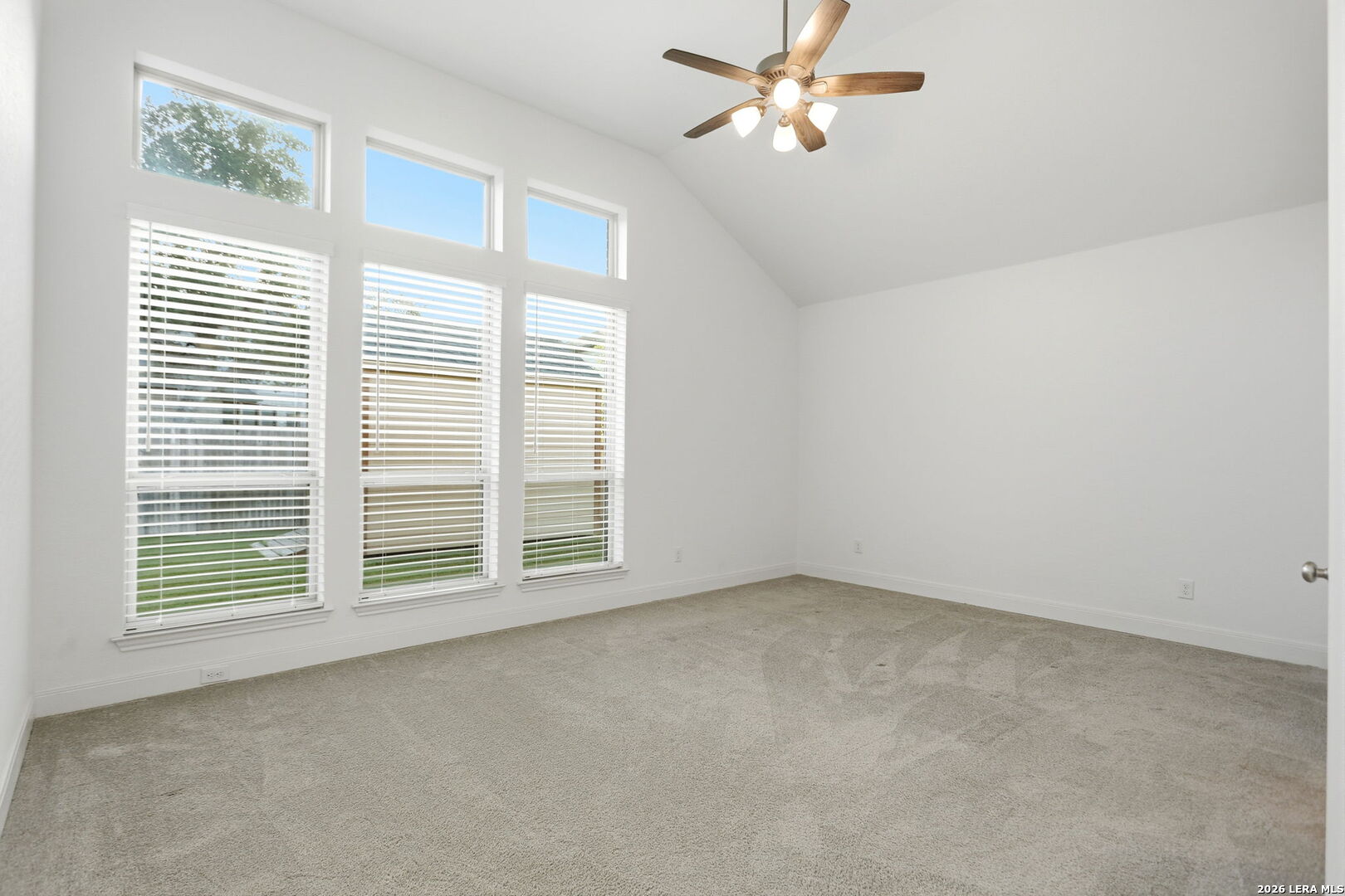 10123 Dapple Colt San Antonio TX 78254