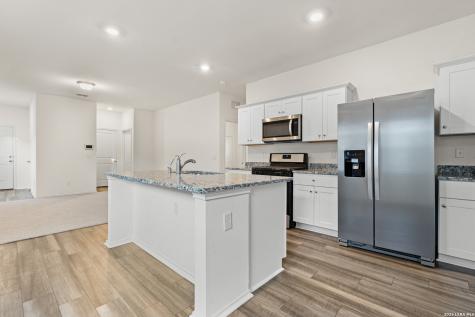5234 Winding Stream San Antonio TX 78152