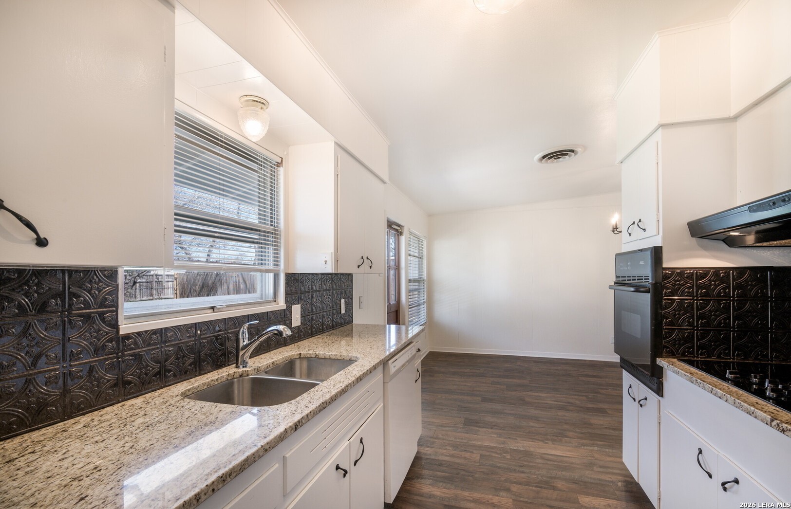 425 E Byrd Boulevard Universal City TX 78148