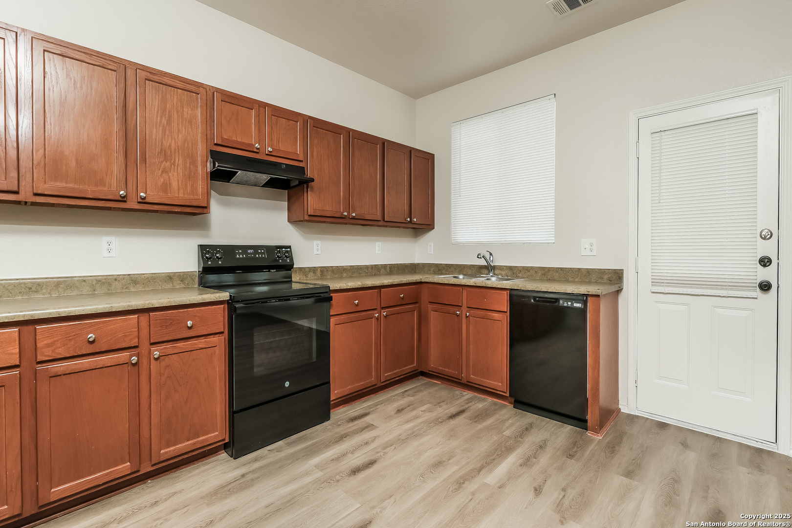 302 Fontana Albero San Antonio TX 78253