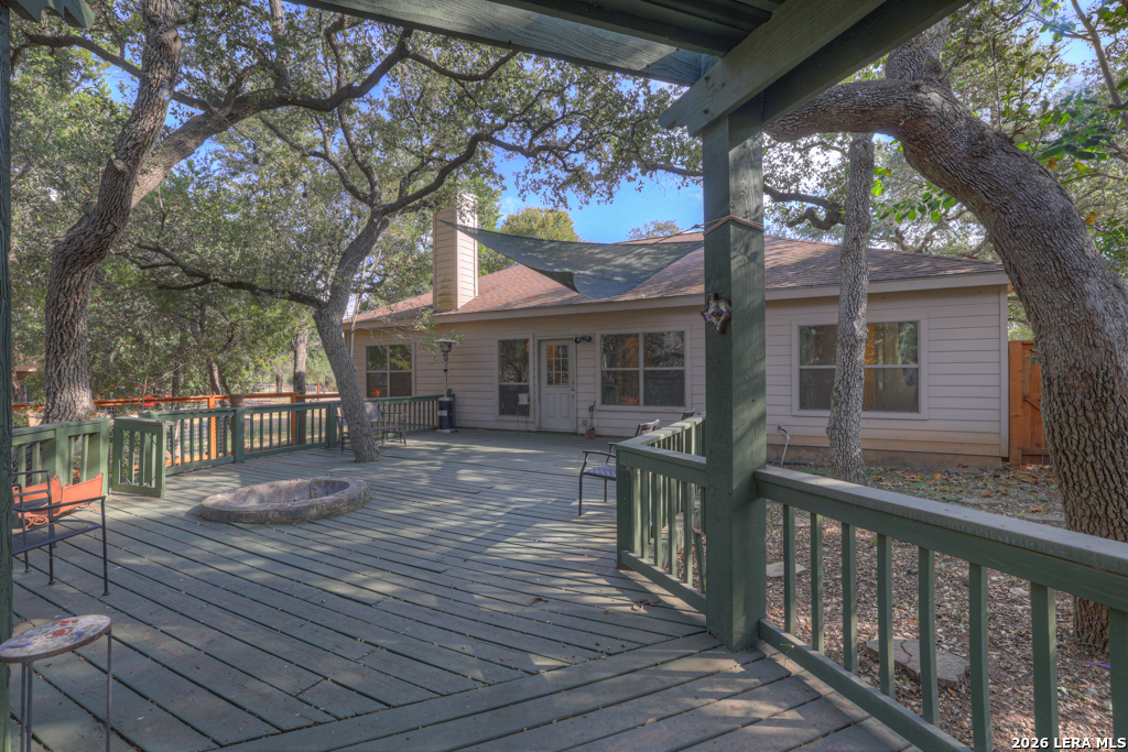 1060 Somerset Canyon Lake TX 78133