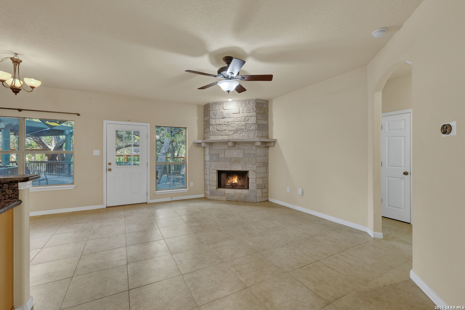 1060 Somerset Canyon Lake TX 78133