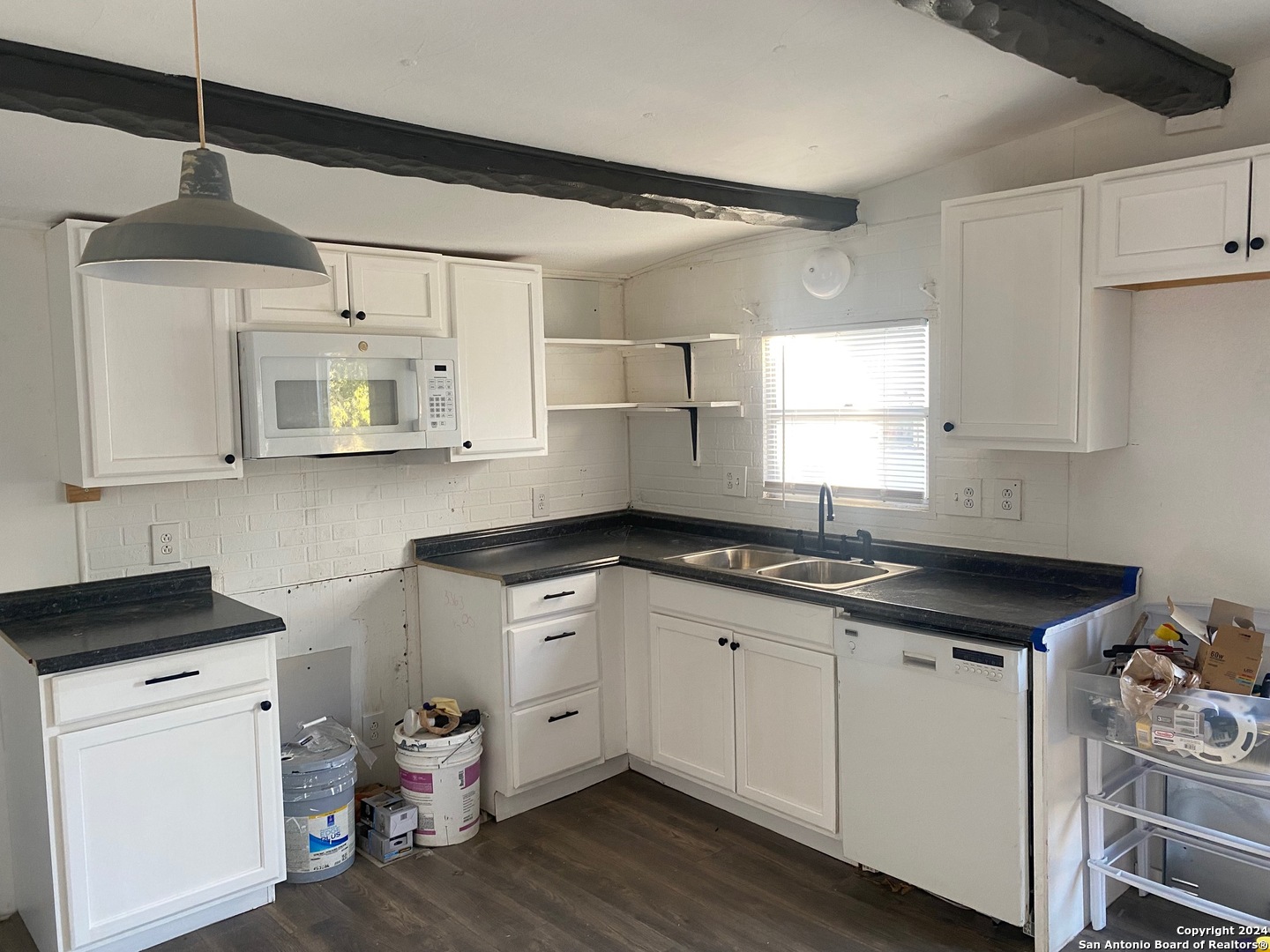 1311 W Hein Road San Antonio TX 78220