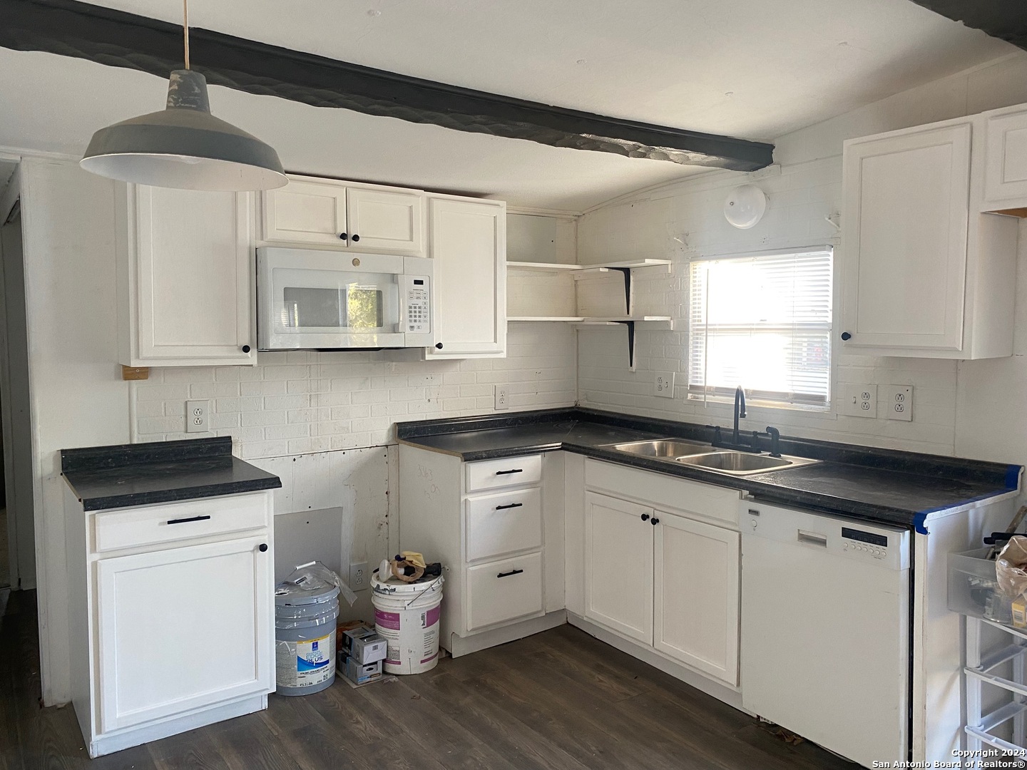 1311 W Hein Road San Antonio TX 78220