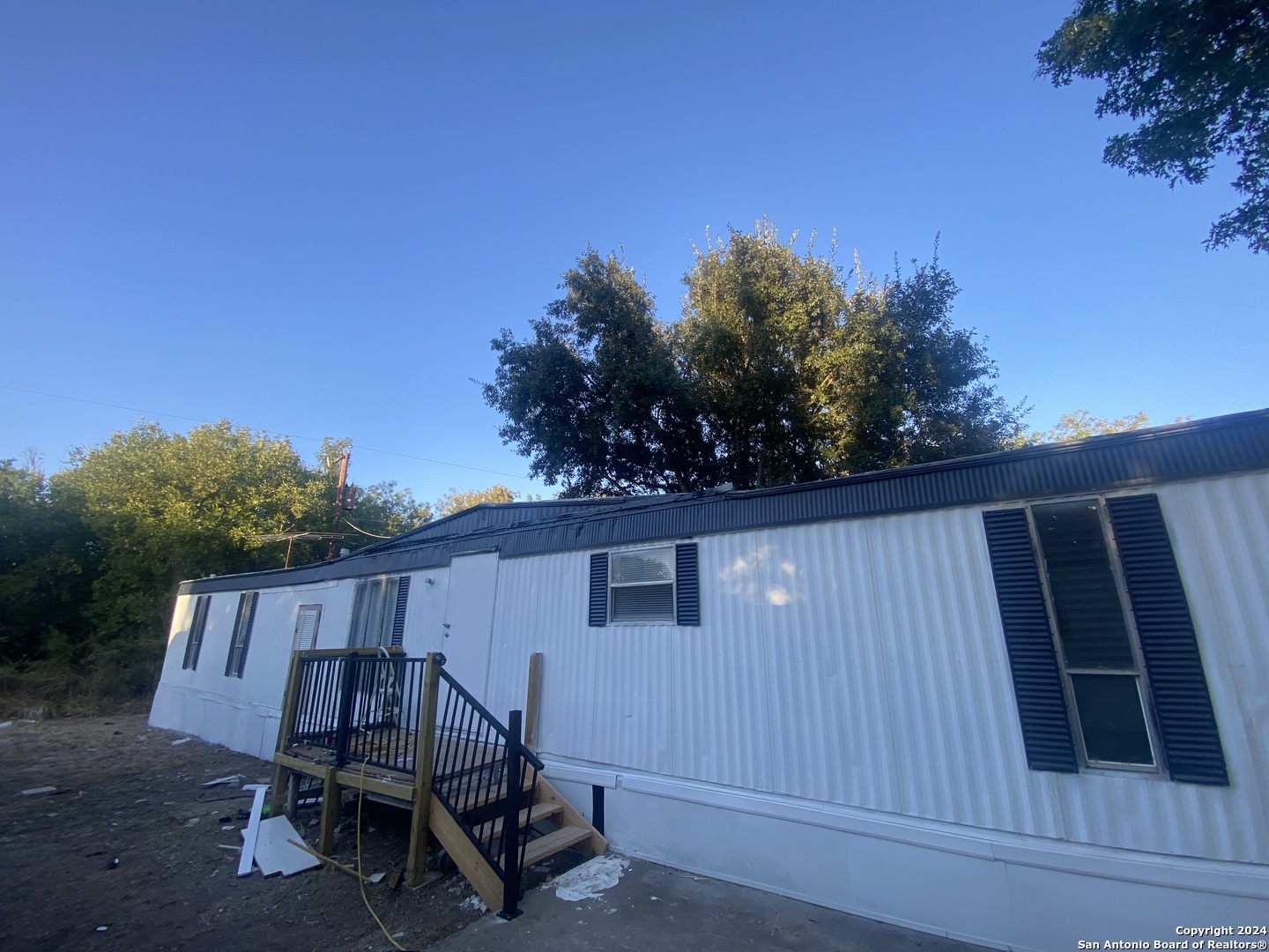 1311 W Hein Road San Antonio TX 78220