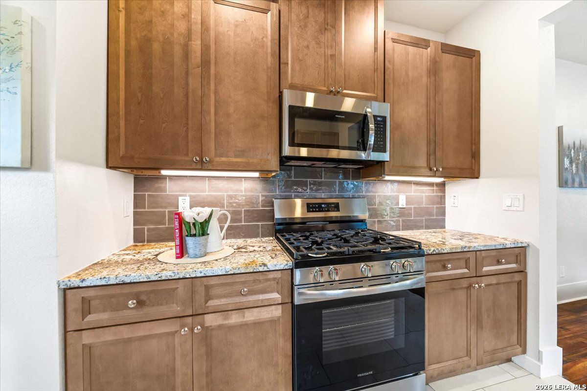 524 Hunstock Avenue San Antonio TX 78210