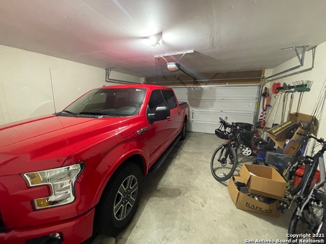10210 Dixon Wood San Antonio TX 78245