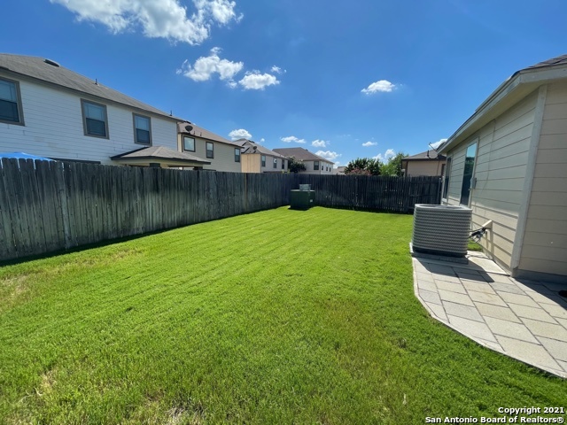 10210 Dixon Wood San Antonio TX 78245