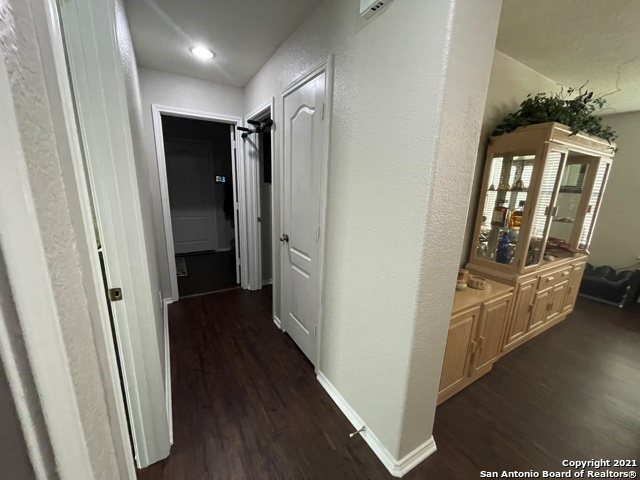 10210 Dixon Wood San Antonio TX 78245