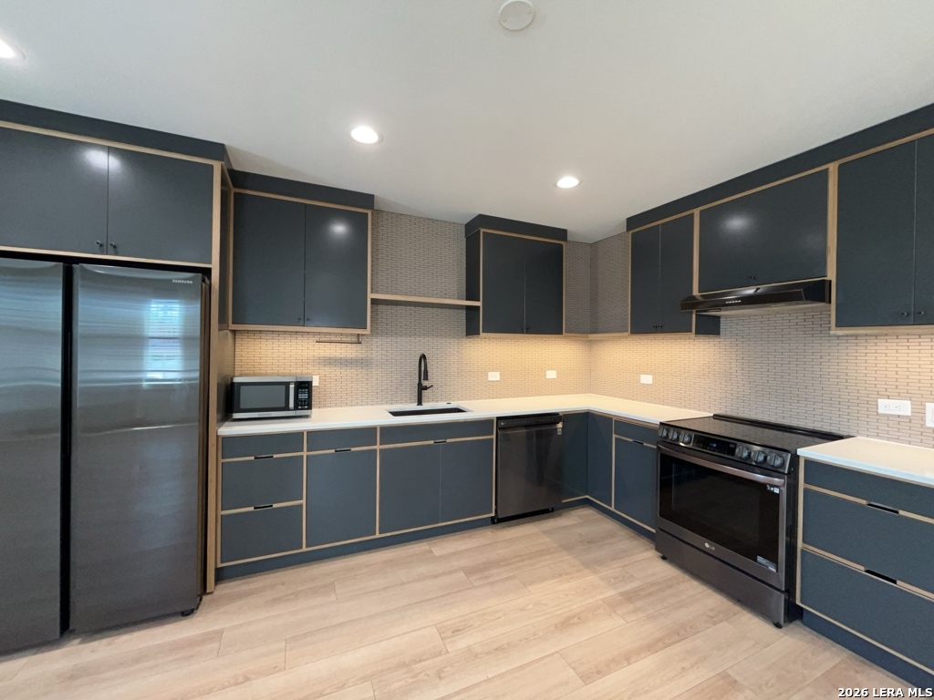 1722 S Saint Marys Street San Antonio TX 78210