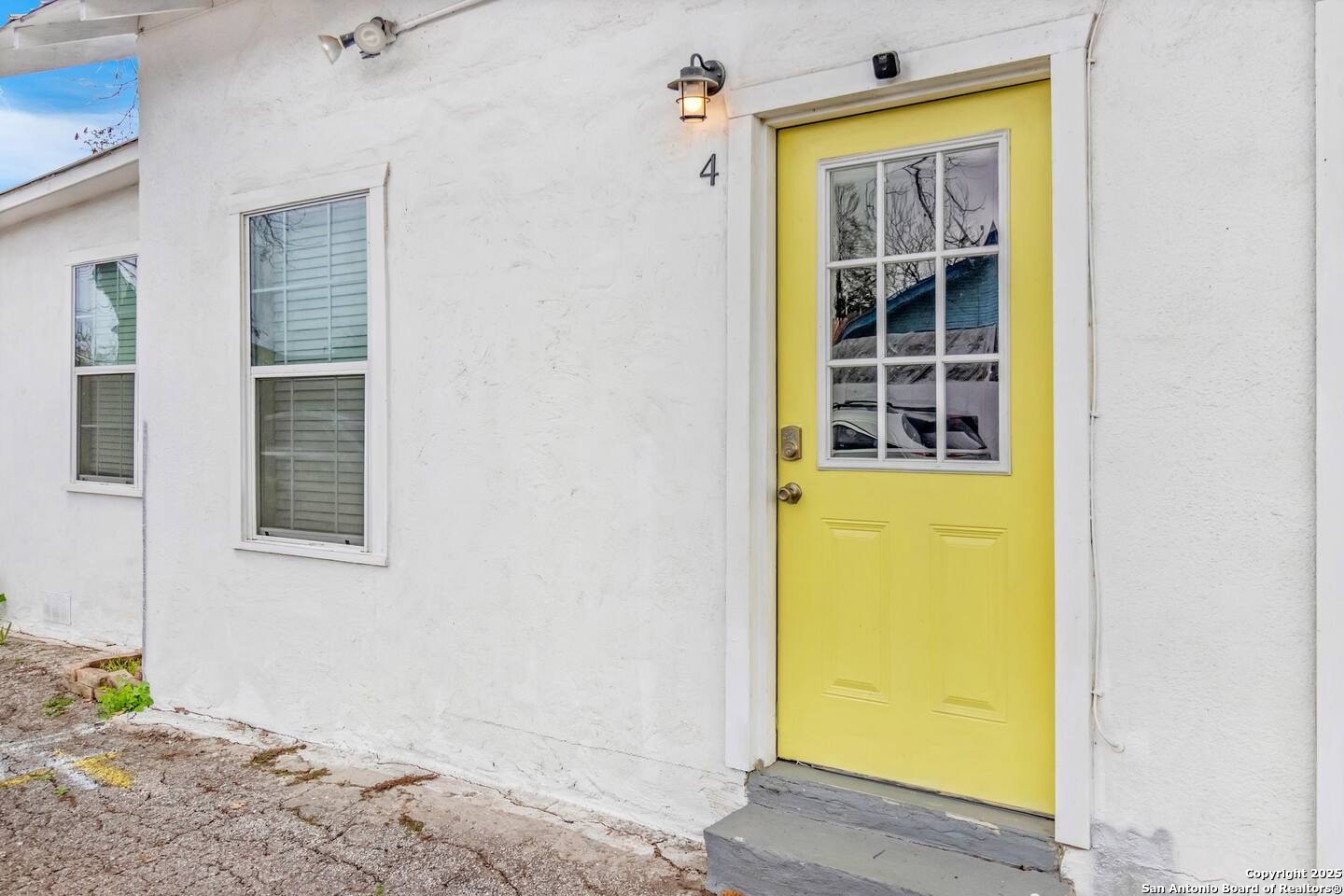 1407 Leal San Antonio TX 78207