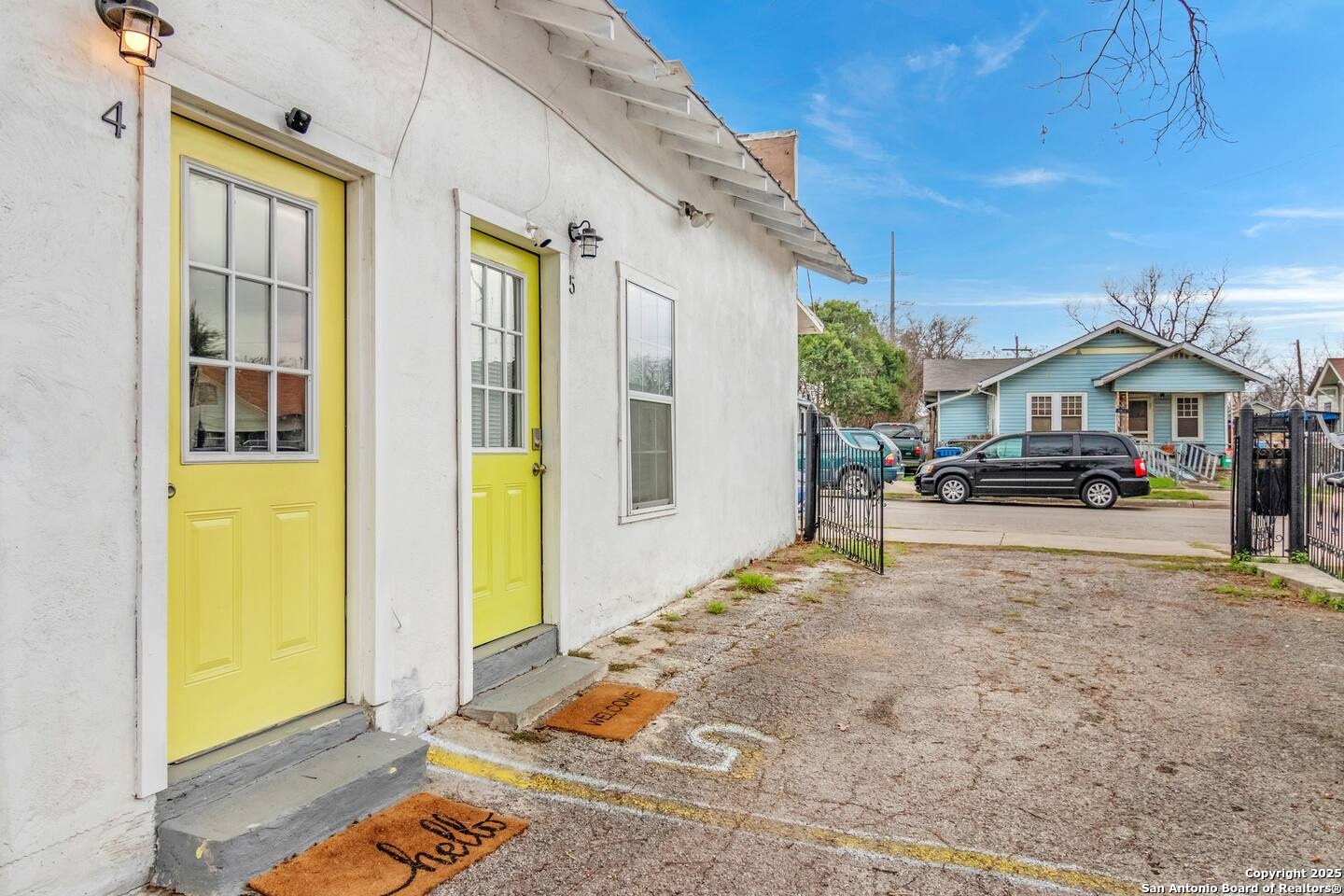 1407 Leal San Antonio TX 78207