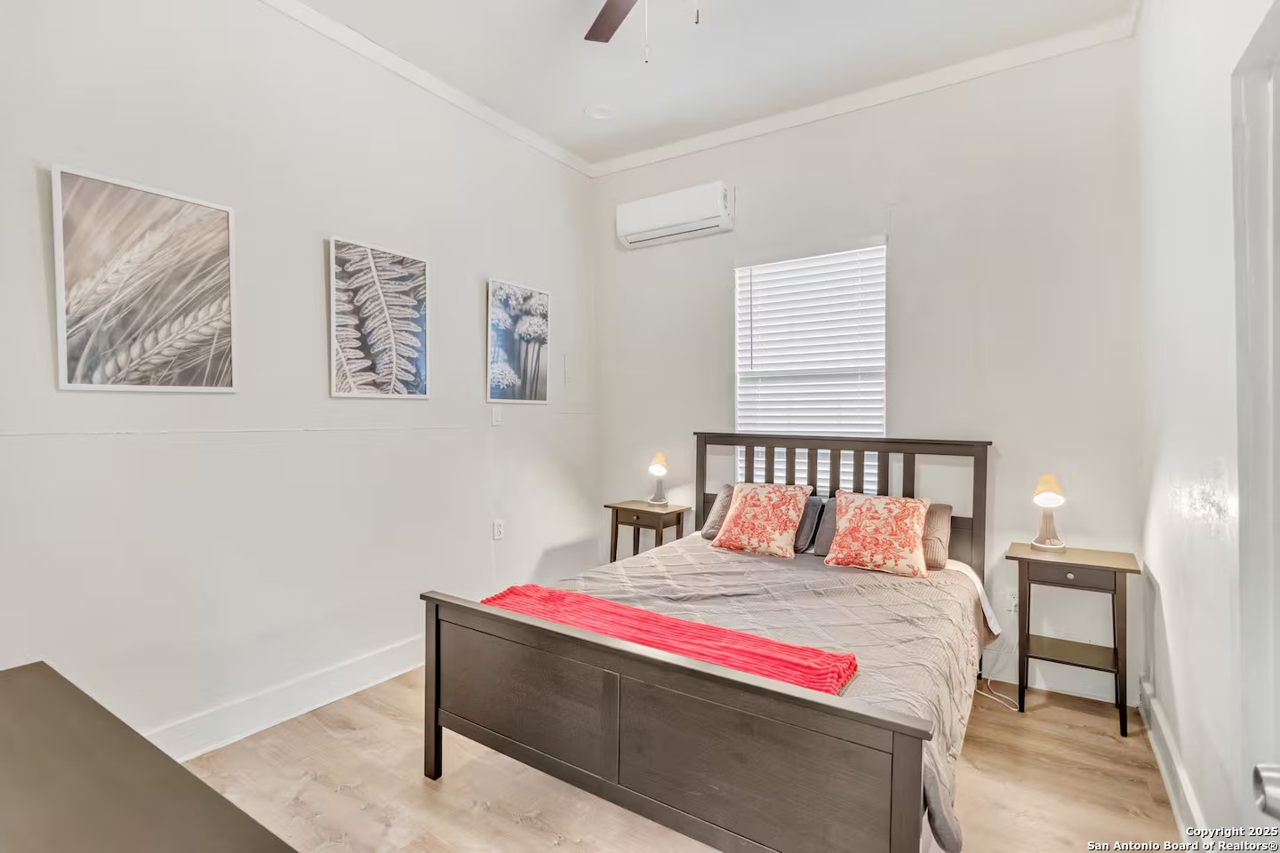 1407 Leal San Antonio TX 78207