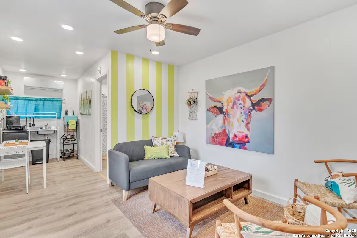1407 Leal San Antonio TX 78207