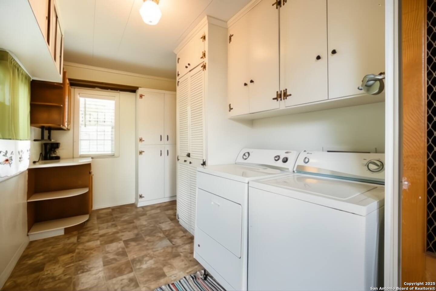 1407 Leal San Antonio TX 78207