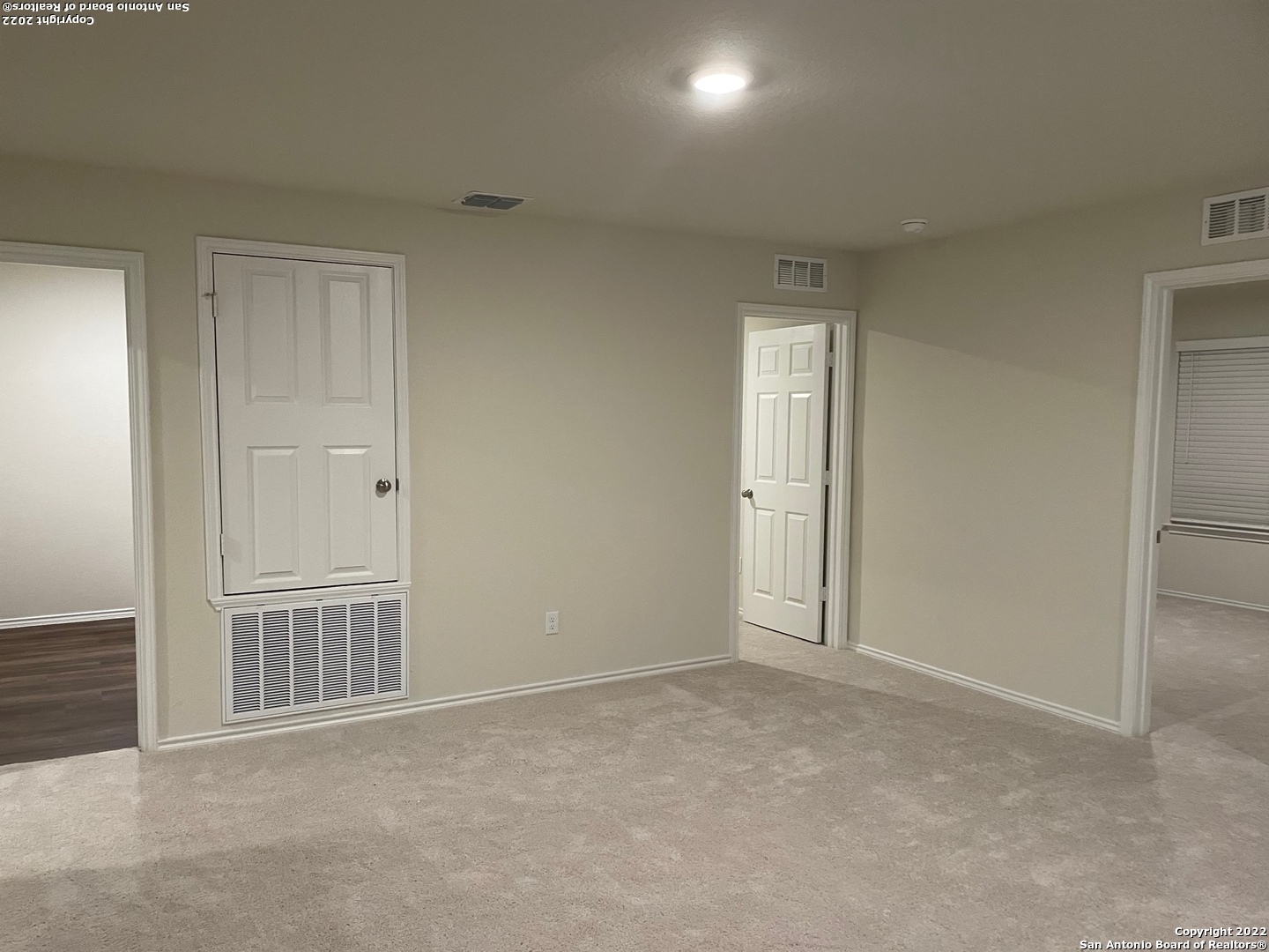6207 Antares San Antonio TX 78218