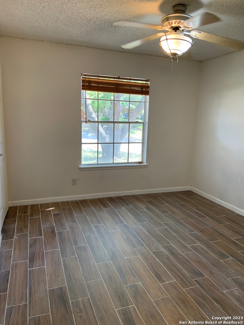 12242 Brownstone Street Live Oak TX 78233