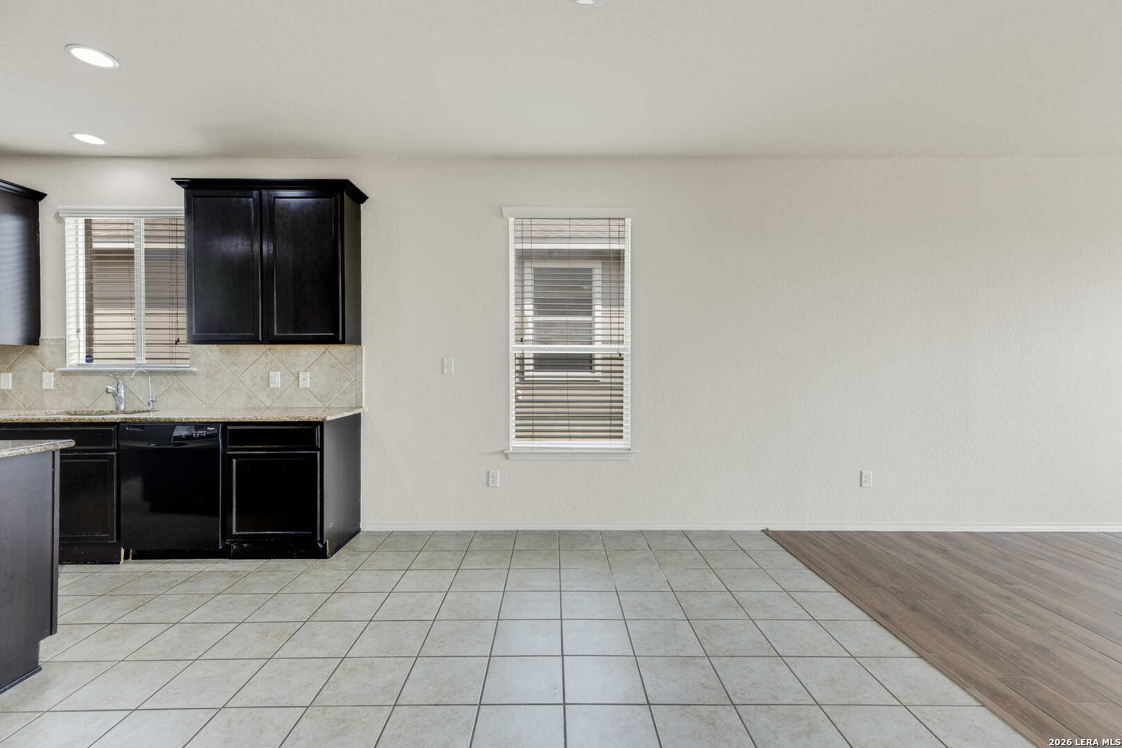 322 Walnut Crest Selma TX 78154