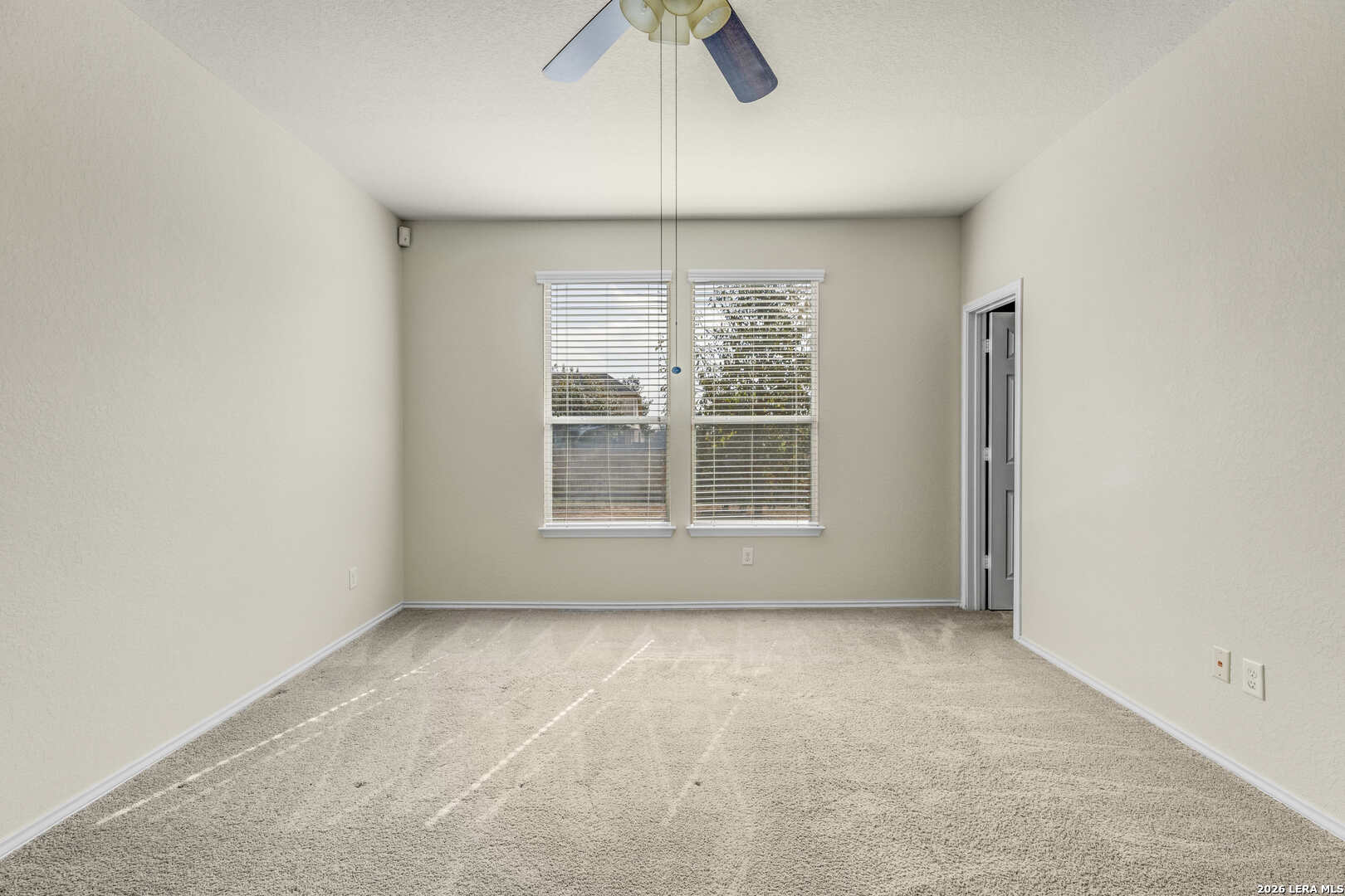 322 Walnut Crest Selma TX 78154