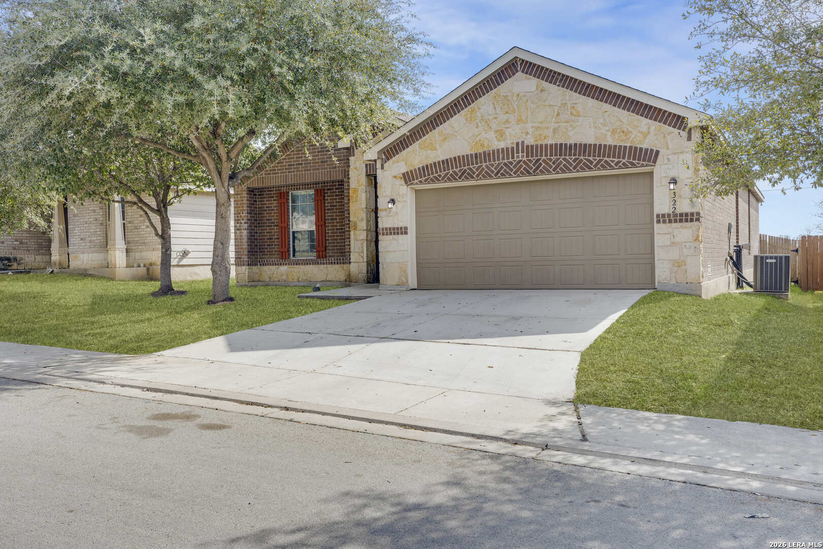 322 Walnut Crest Selma TX 78154