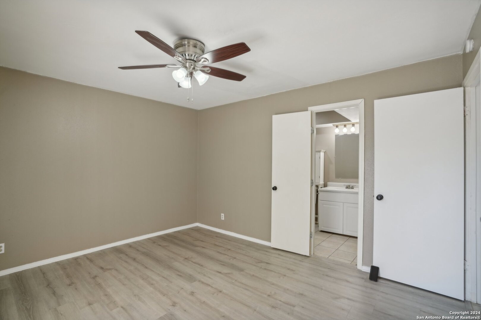 5023 Concord Ridge San Antonio TX 78228